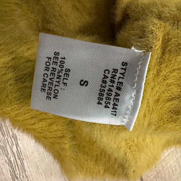 SADIE & SAGE TEEN GIRL JUNIOR FUZZY MUSTARD YELLOW SWEATER FALL SMALL NEW - Picture 9 of 10